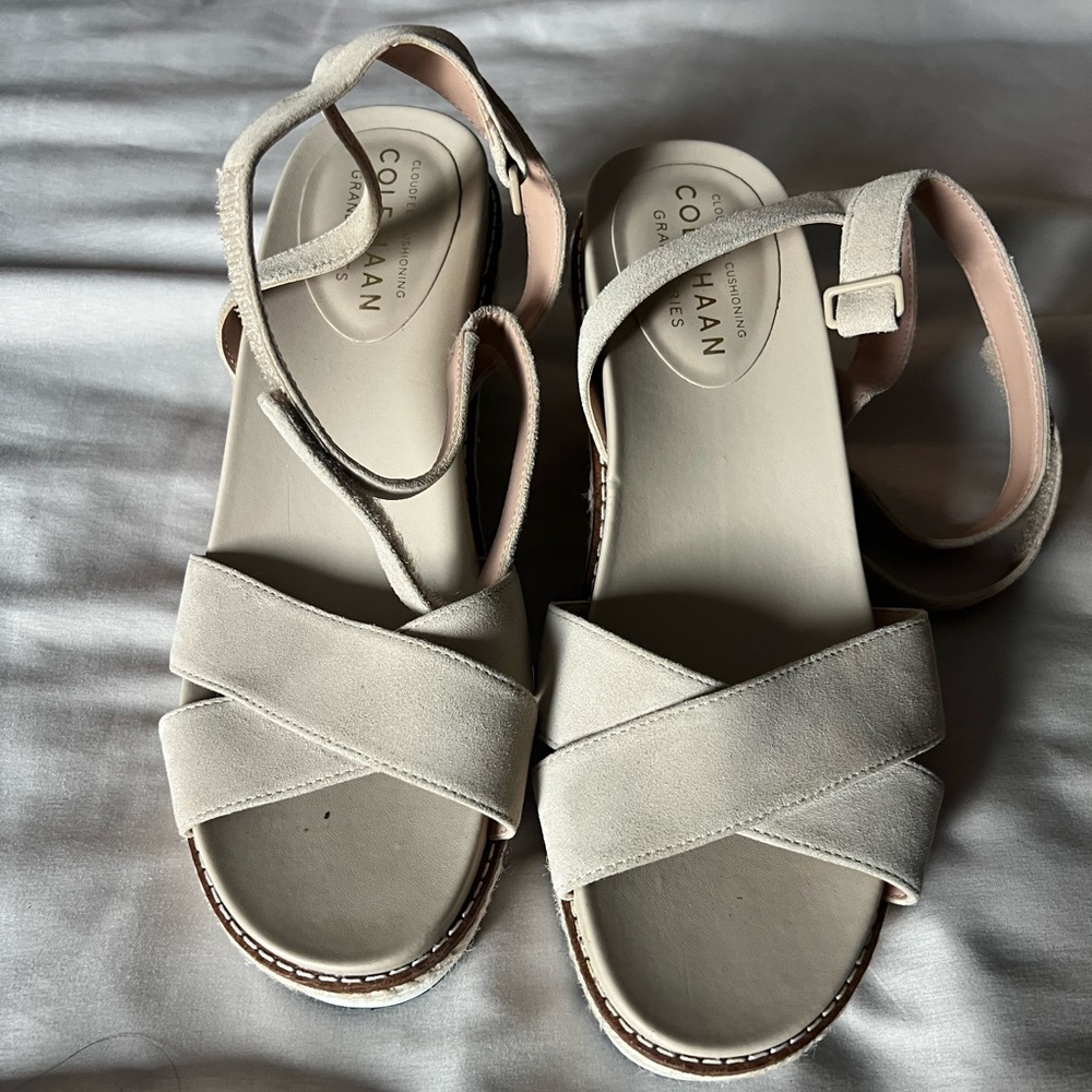 Cole Haan Cream Sandals Slip-On Comfort